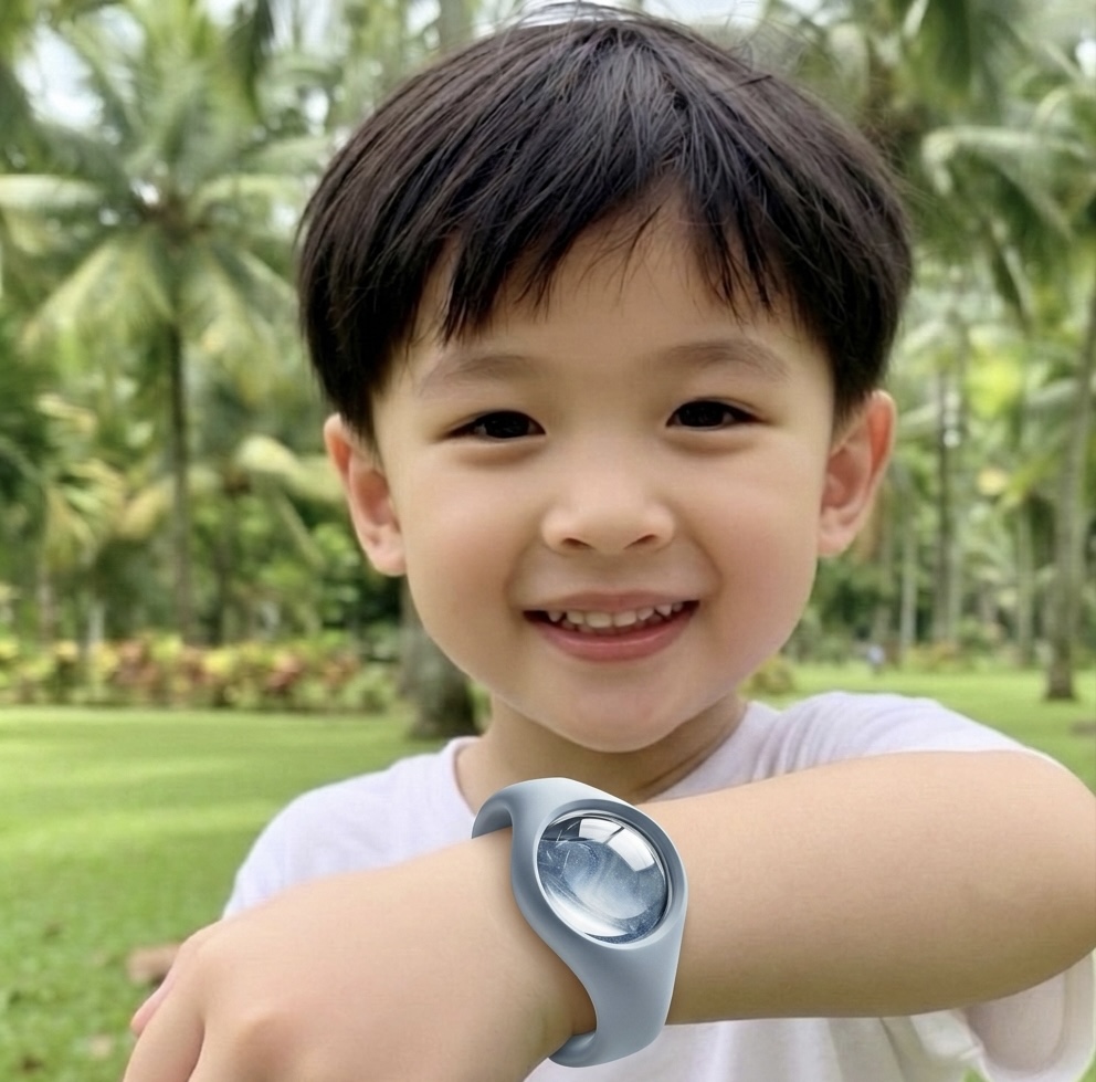Child wearing a NoBuzz bracelet